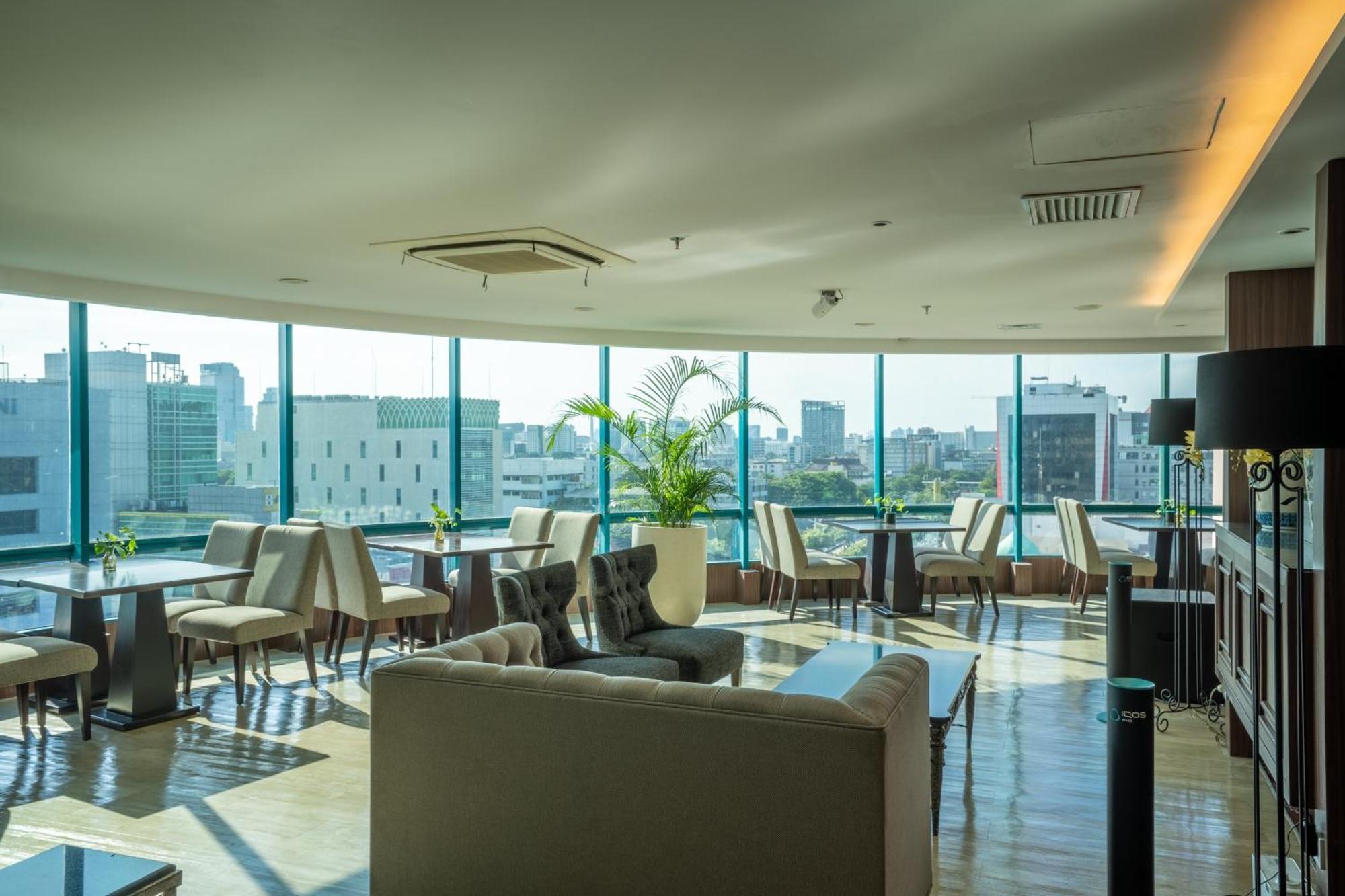 The Acacia Hotel ג'קרטה מראה חיצוני תמונה