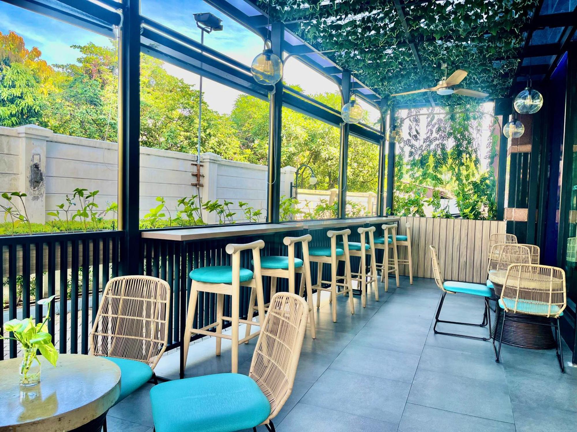 The Acacia Hotel ג'קרטה מראה חיצוני תמונה